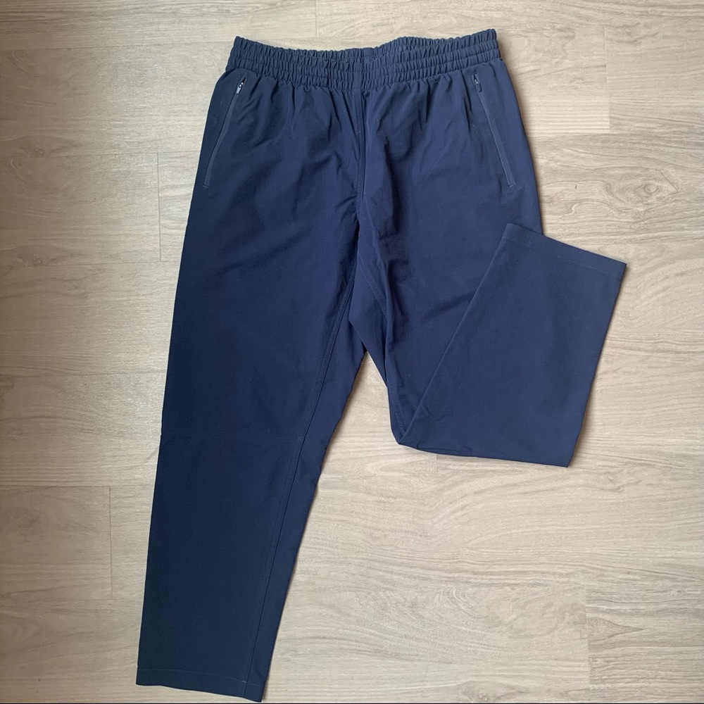 Outdoor Voices track pant, M